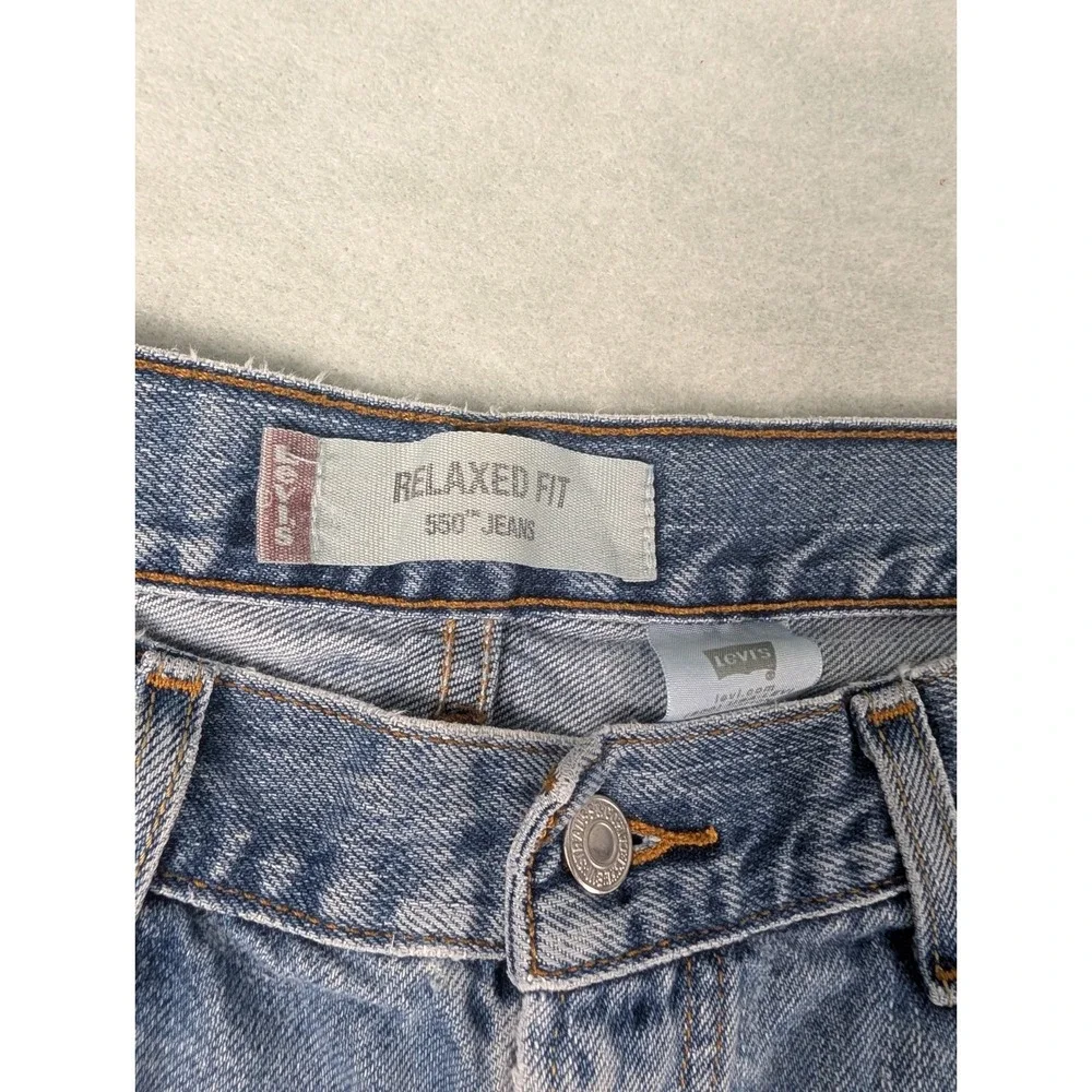 Vintage Y2K Levi's 550 Relaxed Fit Jeans 34x32 Light Wash Denim (33x32)